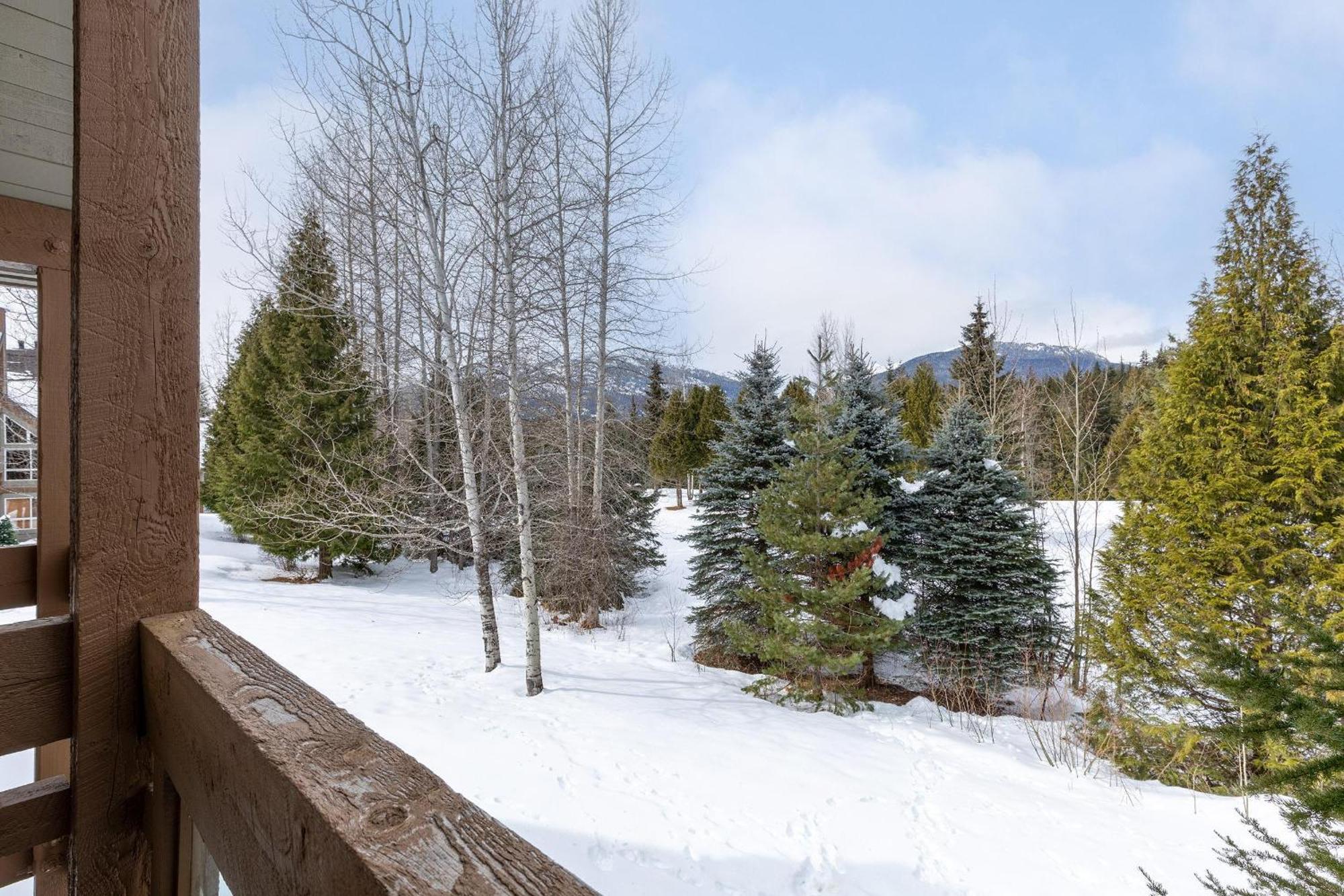 Alpine Greens 8 | Bright Townhome Near Blackcomb, Walk Or Shuttle To Skiing, Secure Parking Уислър Екстериор снимка